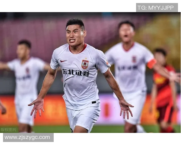 北京足球队战术变革引发热议球迷分析新策略与未来发展方向